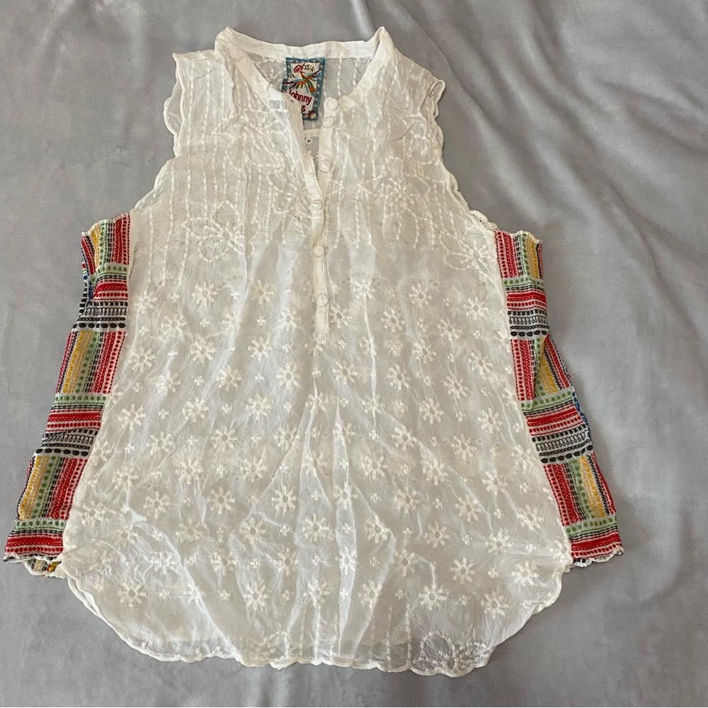 Johnny Was Turina white embroidery details sleeveless top